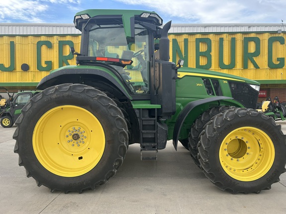 2022 John Deere 7R 250 (6th thumbnail)