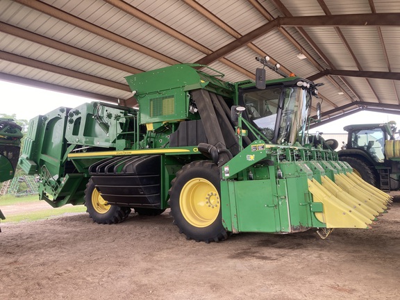 2021 John Deere CP690