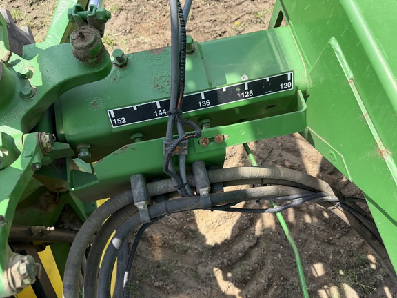 2003 John Deere 4710 - Photo36