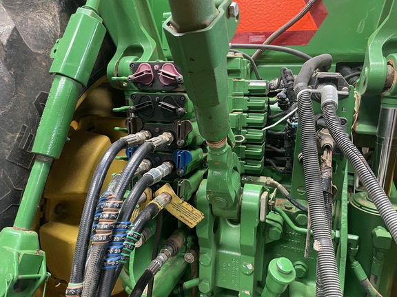 Photo of 2012 John Deere 8310R