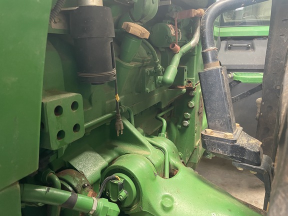 Photo of 2012 John Deere 8310R