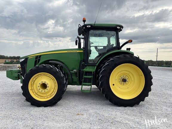 Photo of 2012 John Deere 8310R