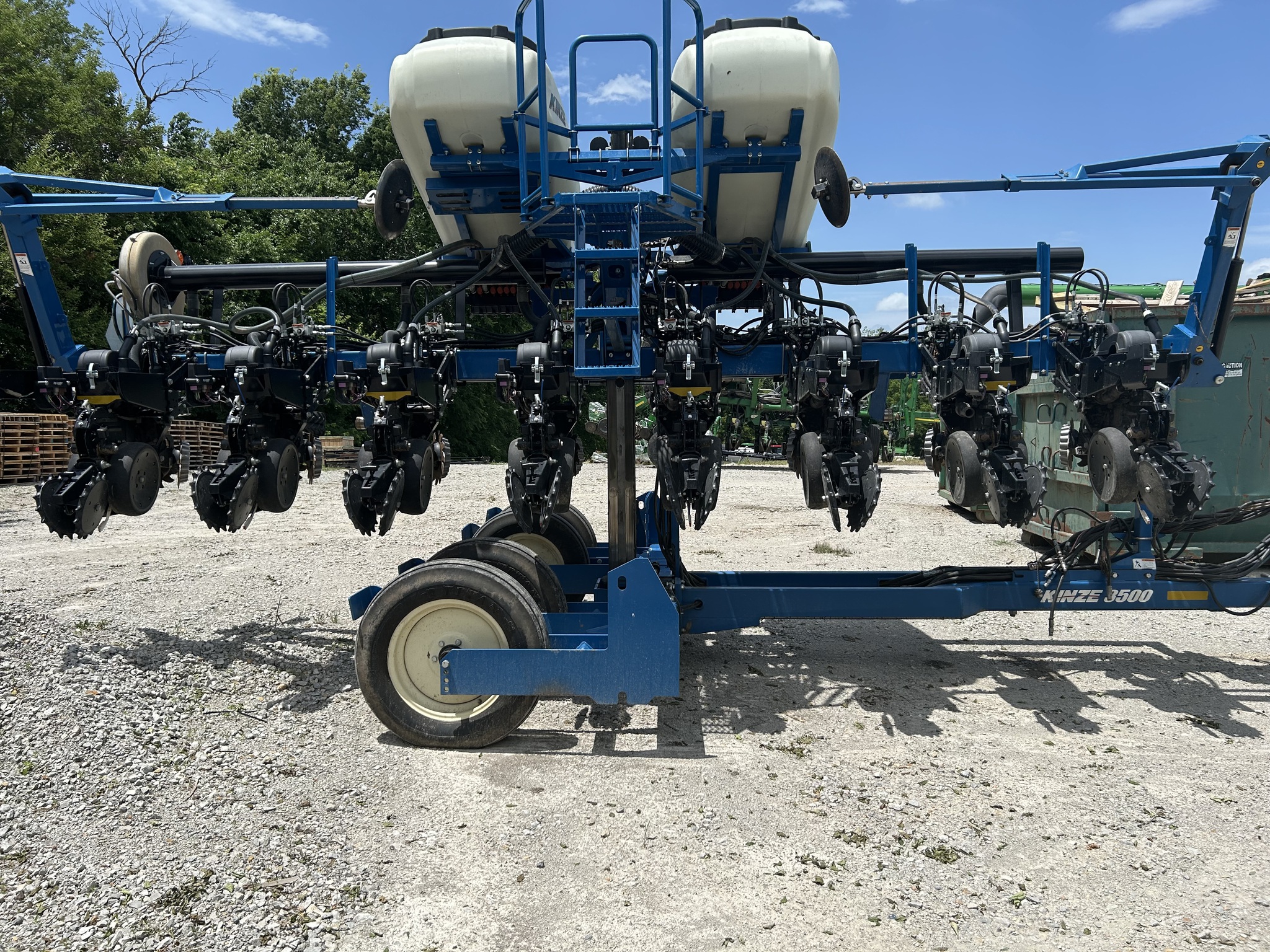  2020 Kinze 3500 at Heritage Tractor in Atchison, KS