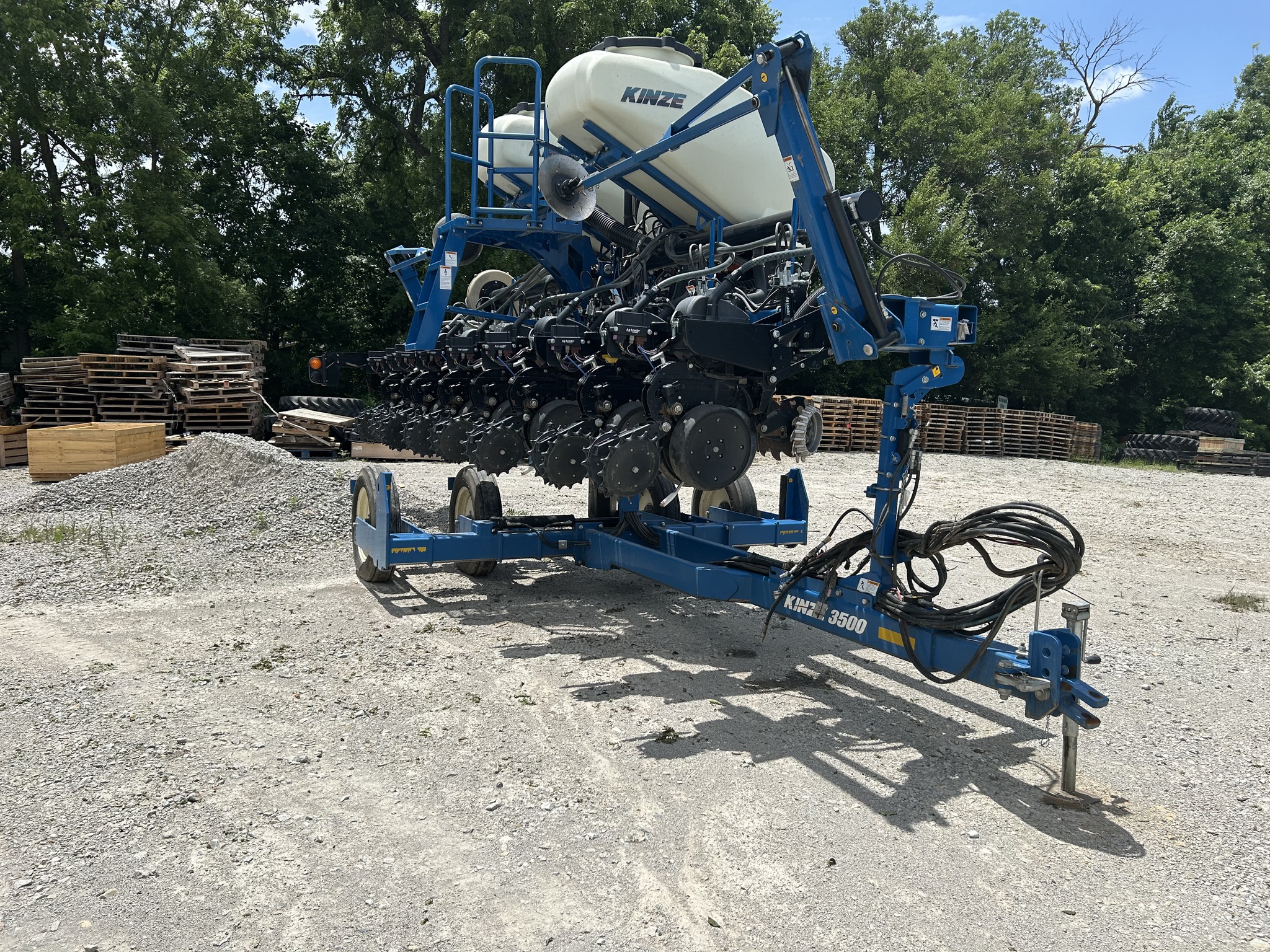  2020 Kinze 3500 at Heritage Tractor in Atchison, KS