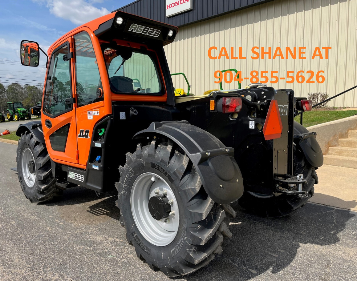 2024 JLG AG823 Image 2