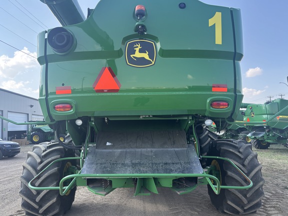 Used 2020 John Deere S790 Combines at Horizon Ag & Turf in Vermilion, AB - Photo7
