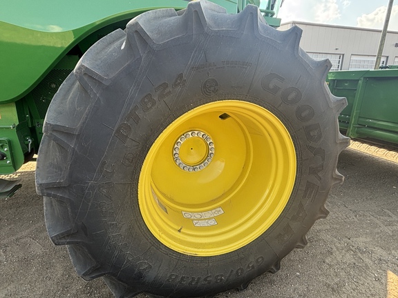 Used 2020 John Deere S790 Combines at Horizon Ag & Turf in Vermilion, AB - Photo19