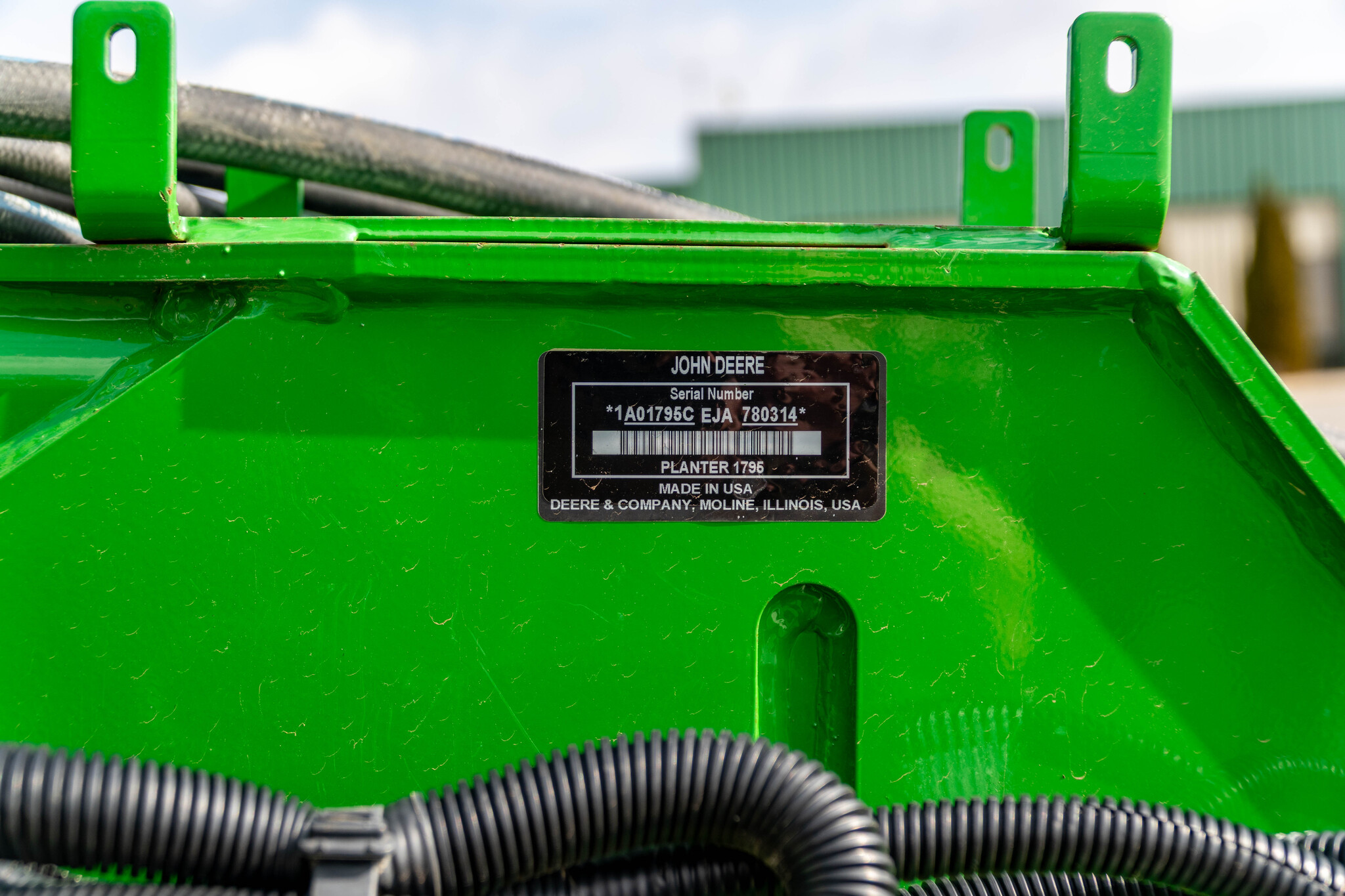 Used 2019 John Deere 1795 Planters: Drawn at Koenig Equipment in Greensburg, IN - PhotoXL31