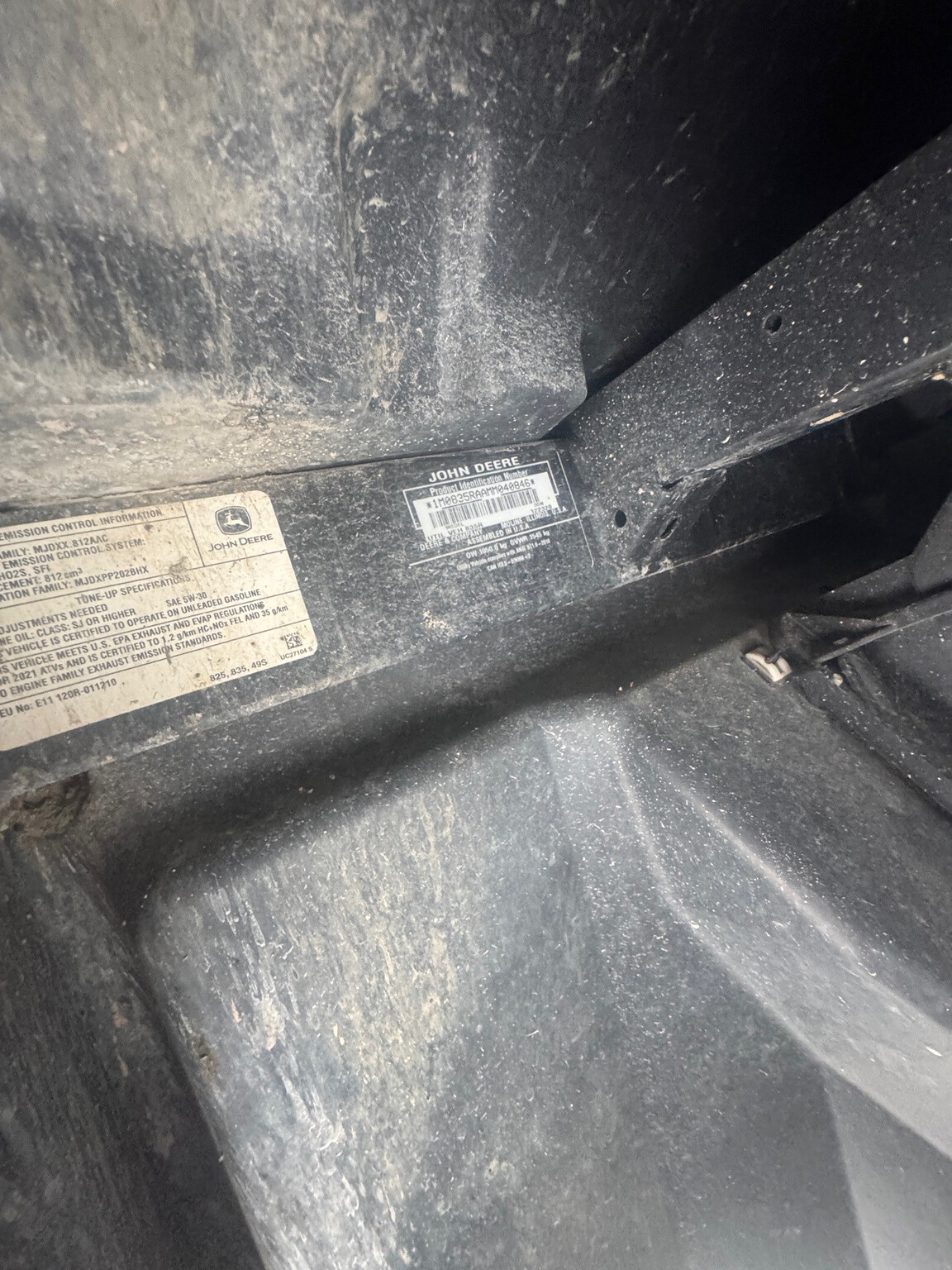 2021 John Deere XUV 835R Image 10