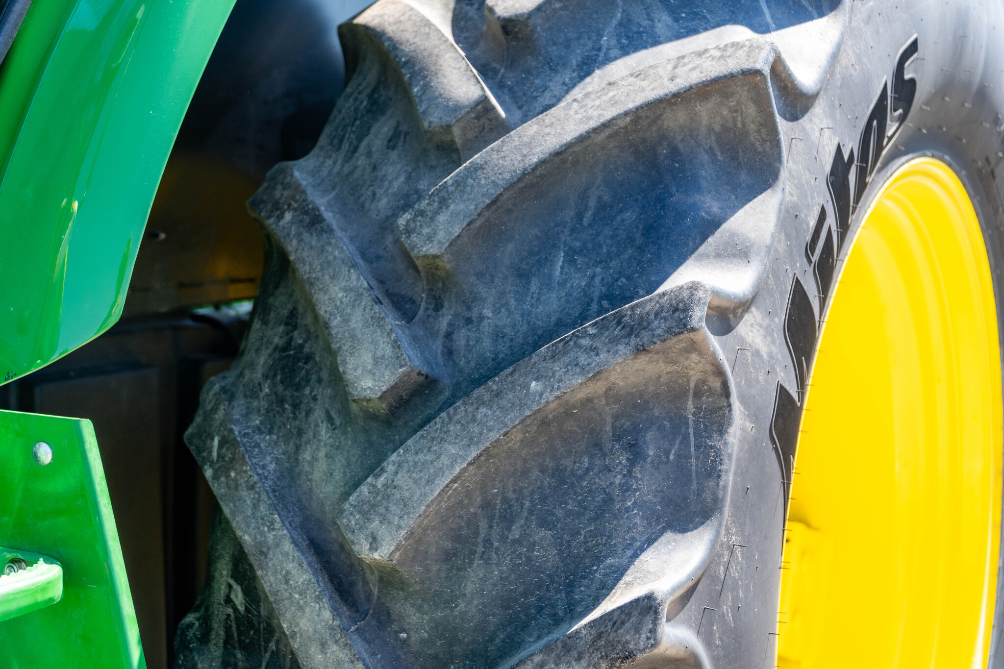 Used 2024 John Deere 6105E Cab Utility Tractors at Koenig Equipment in Anna, OH - PhotoXL13