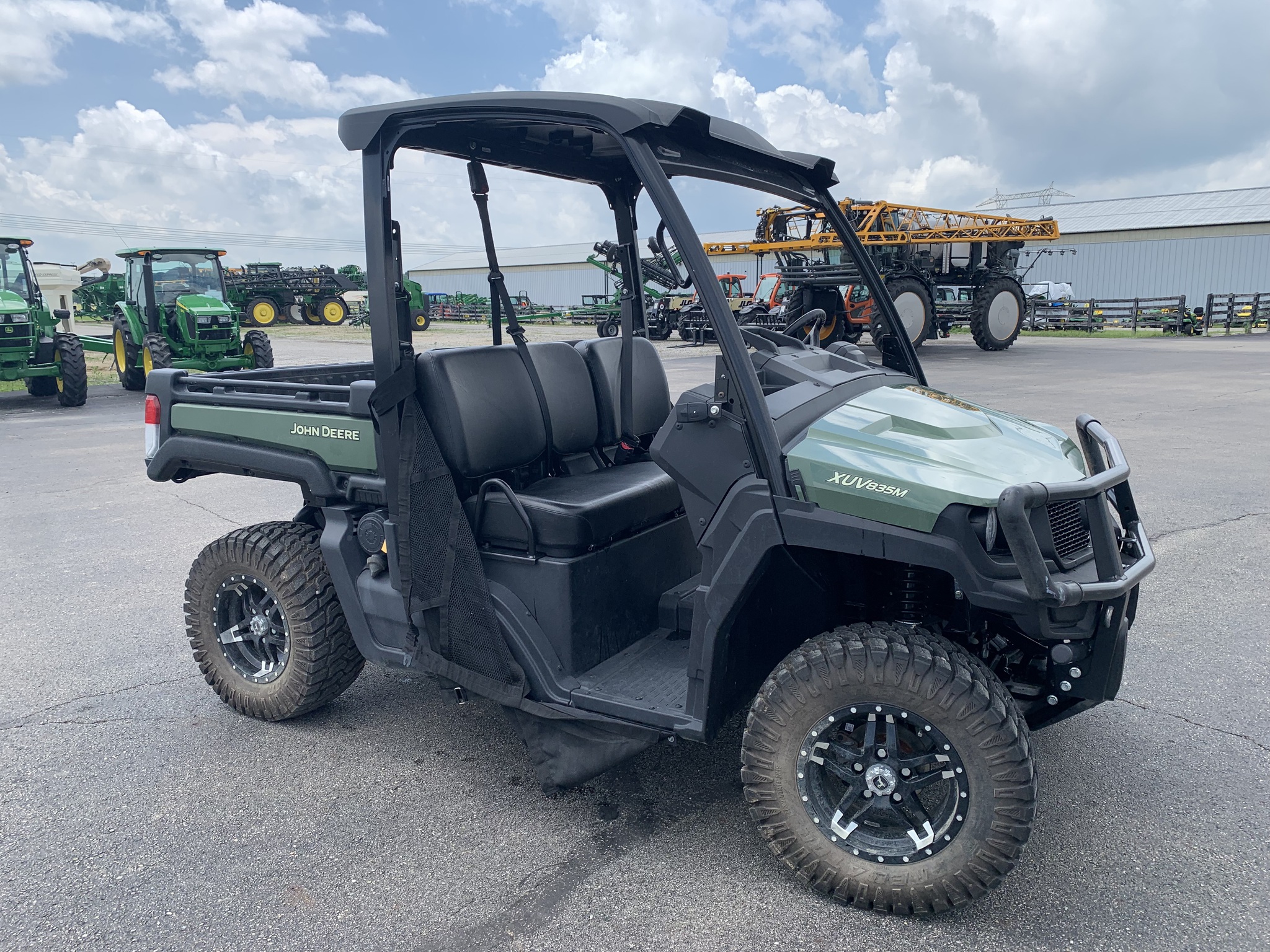 2024 John Deere XUV 835M Image 2