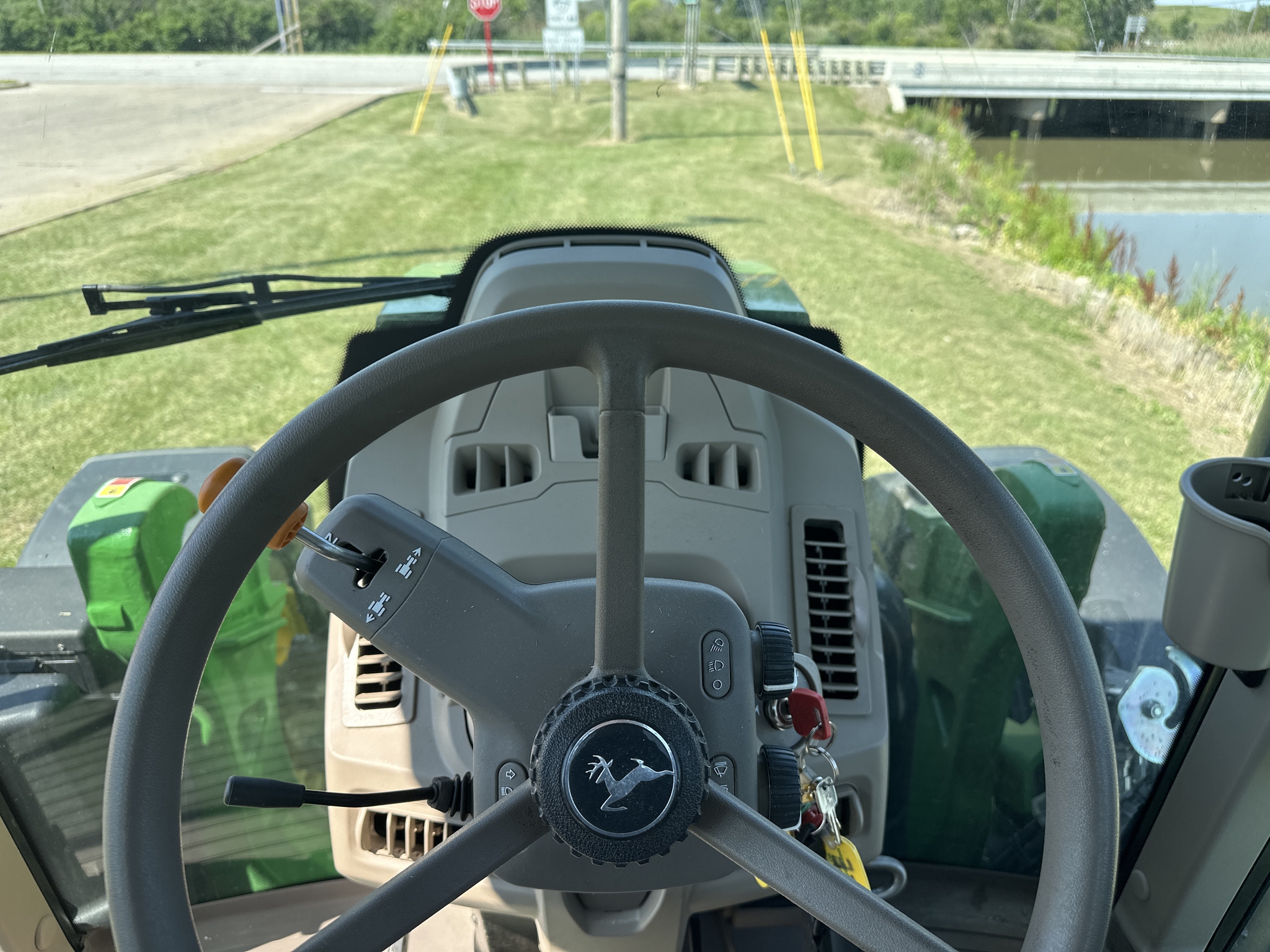 2023 John Deere 6120M Image 21