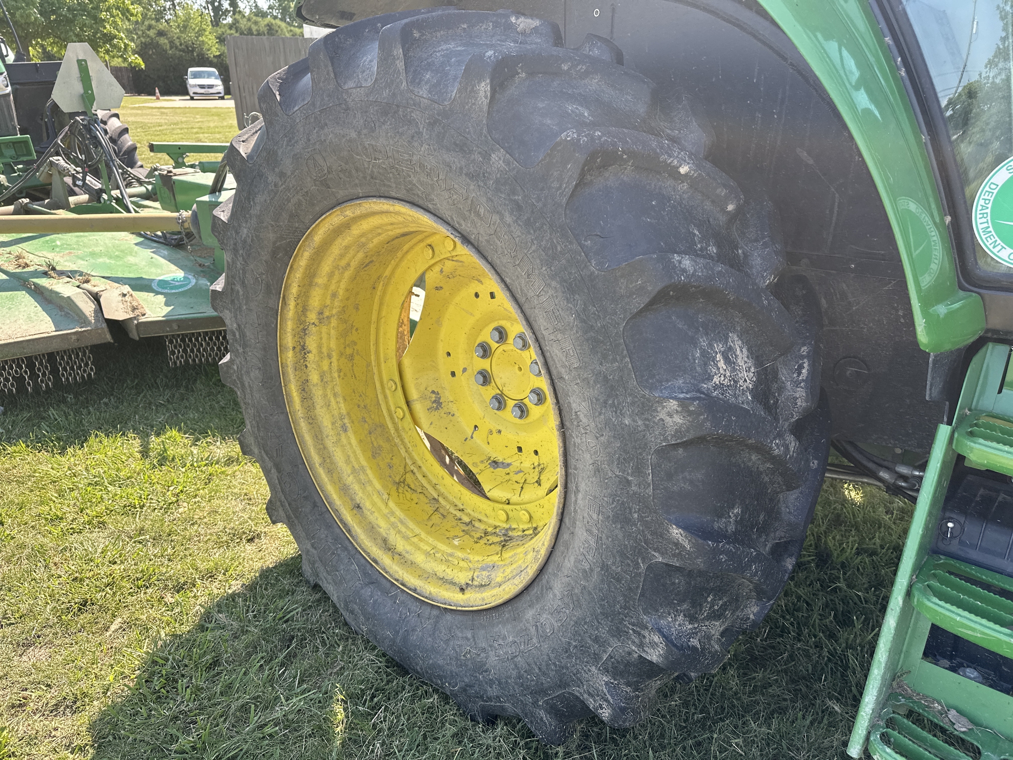 2023 John Deere 6120M Image 10