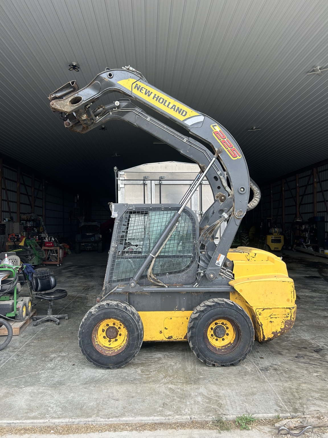 2012 New Holland L225 Image 1