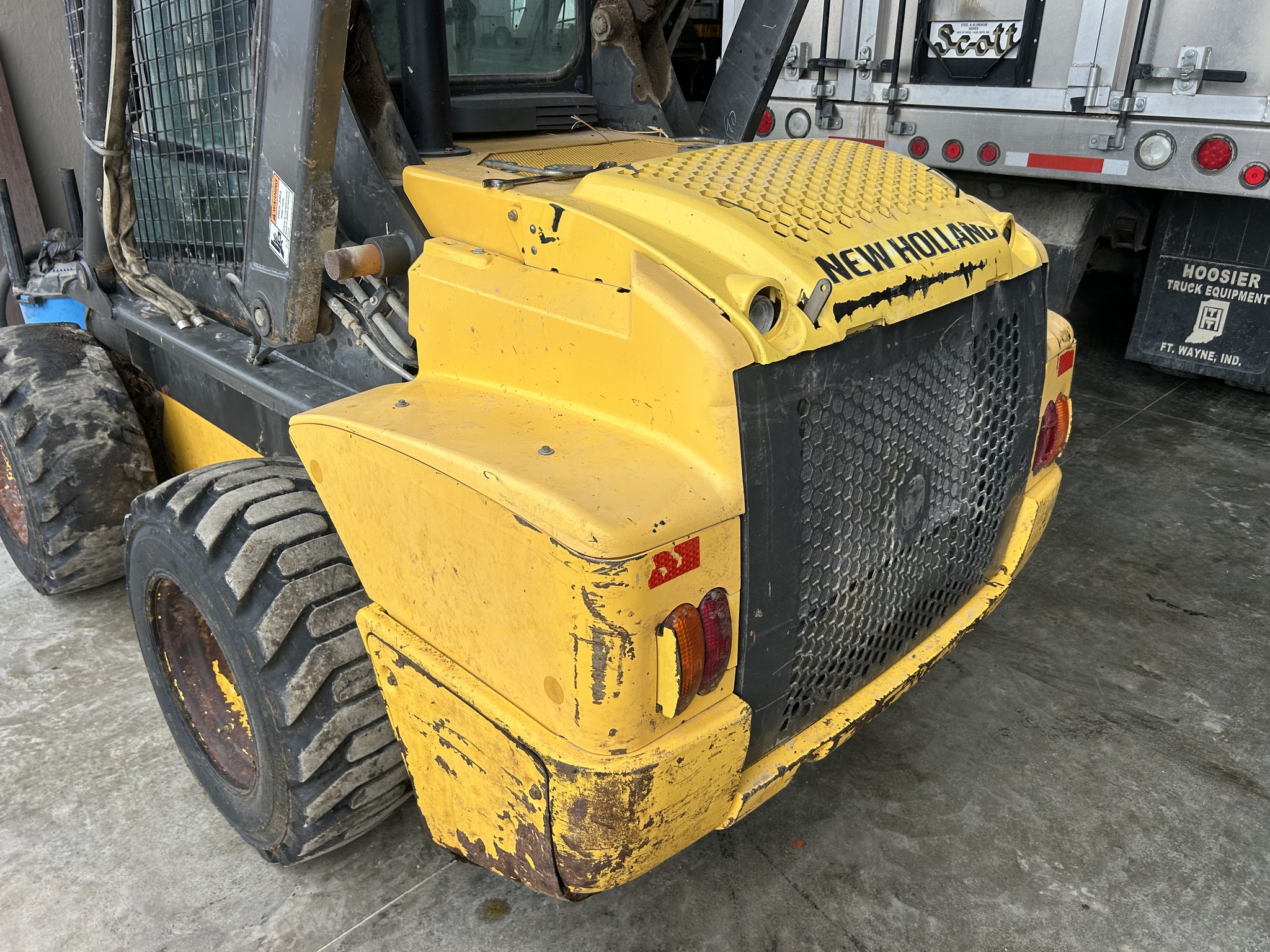 2012 New Holland L225 Image 7