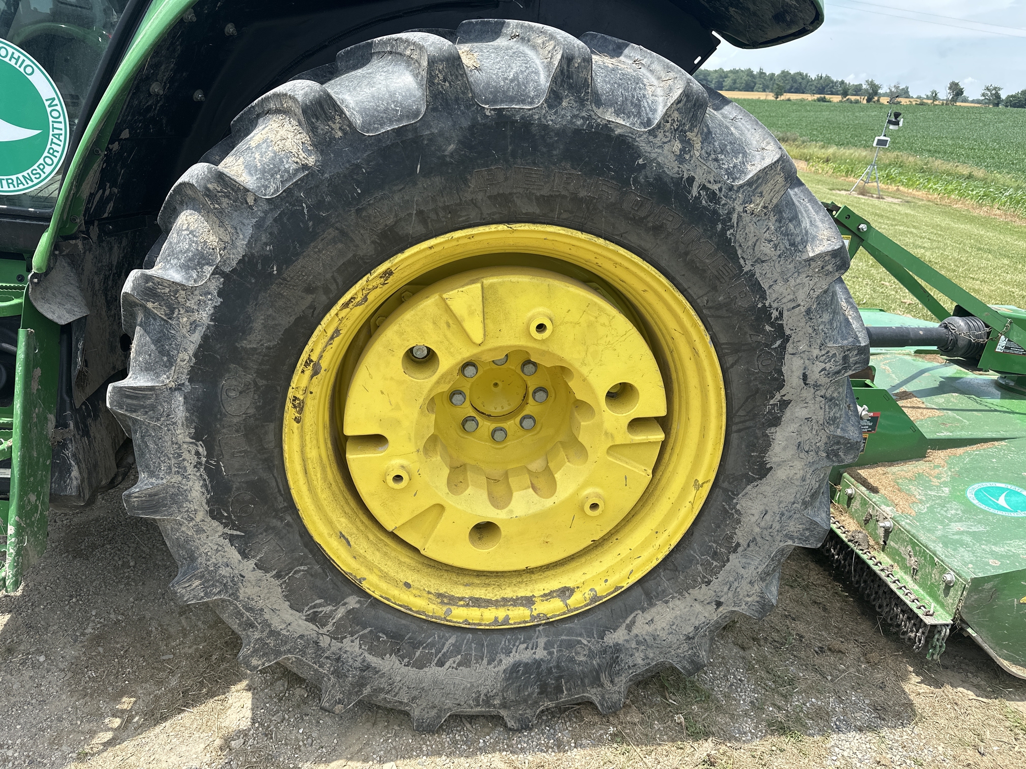 2023 John Deere 6120M Image 14