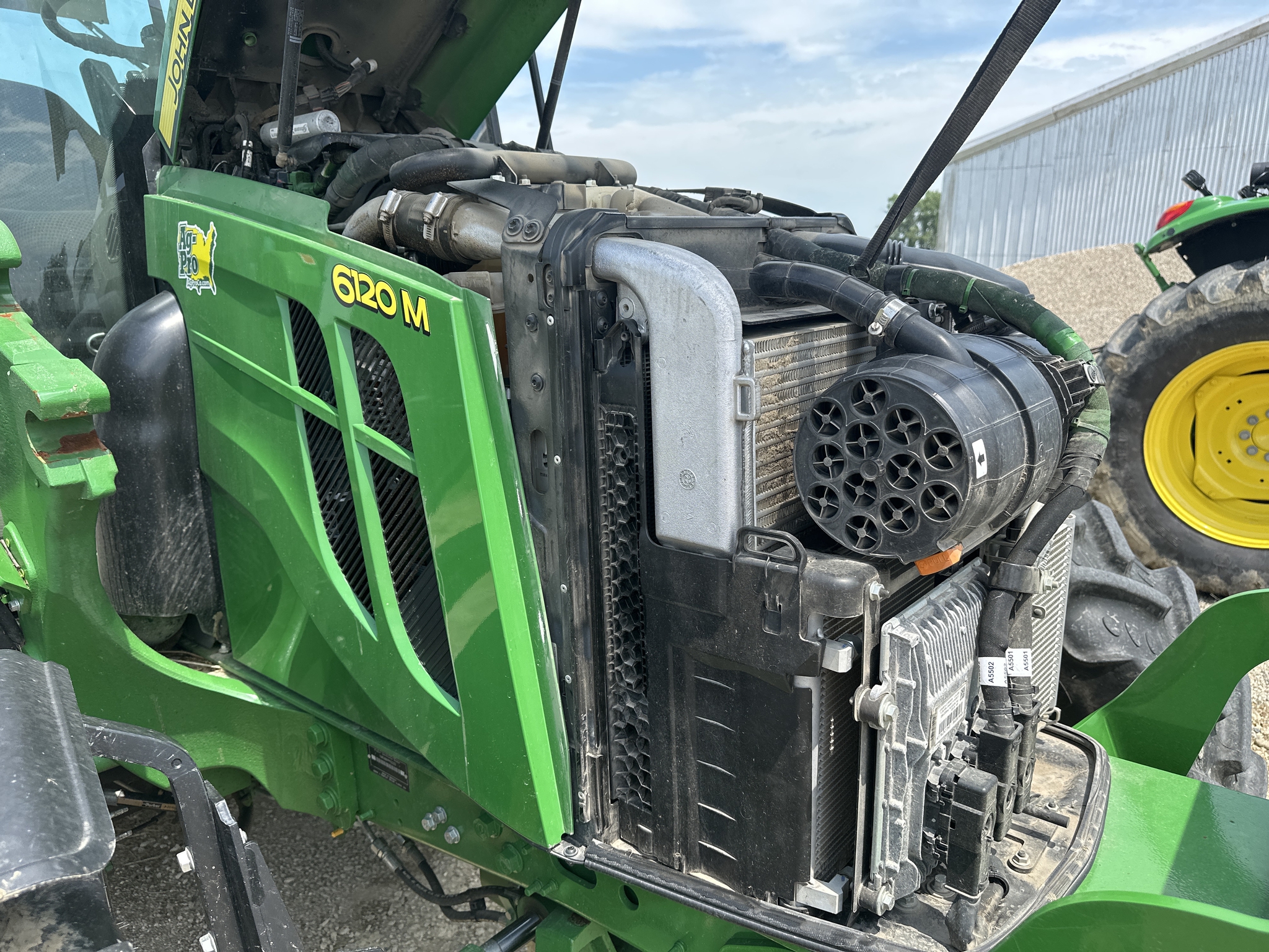 2023 John Deere 6120M Image 17