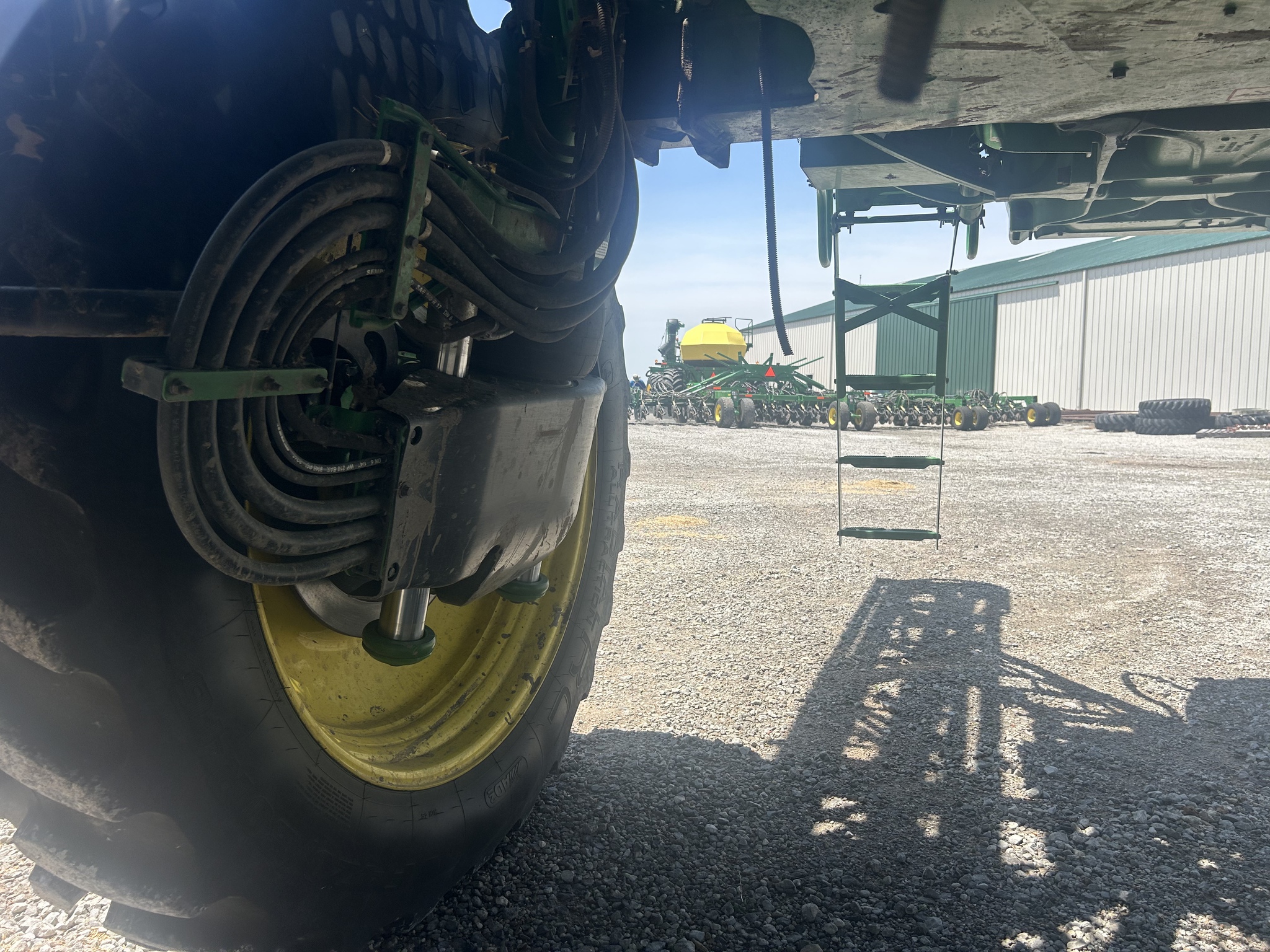 2021 John Deere R4038 Image 14