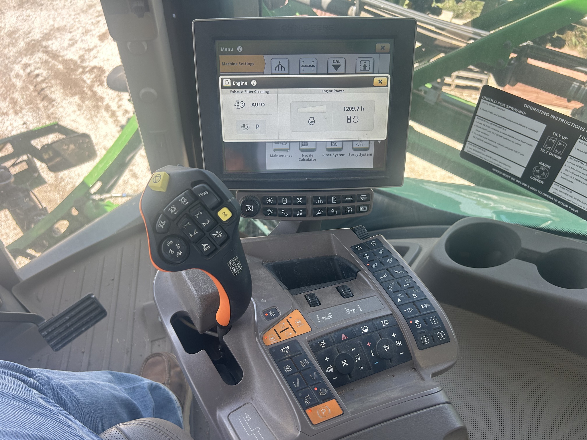 2021 John Deere R4038 Image 5