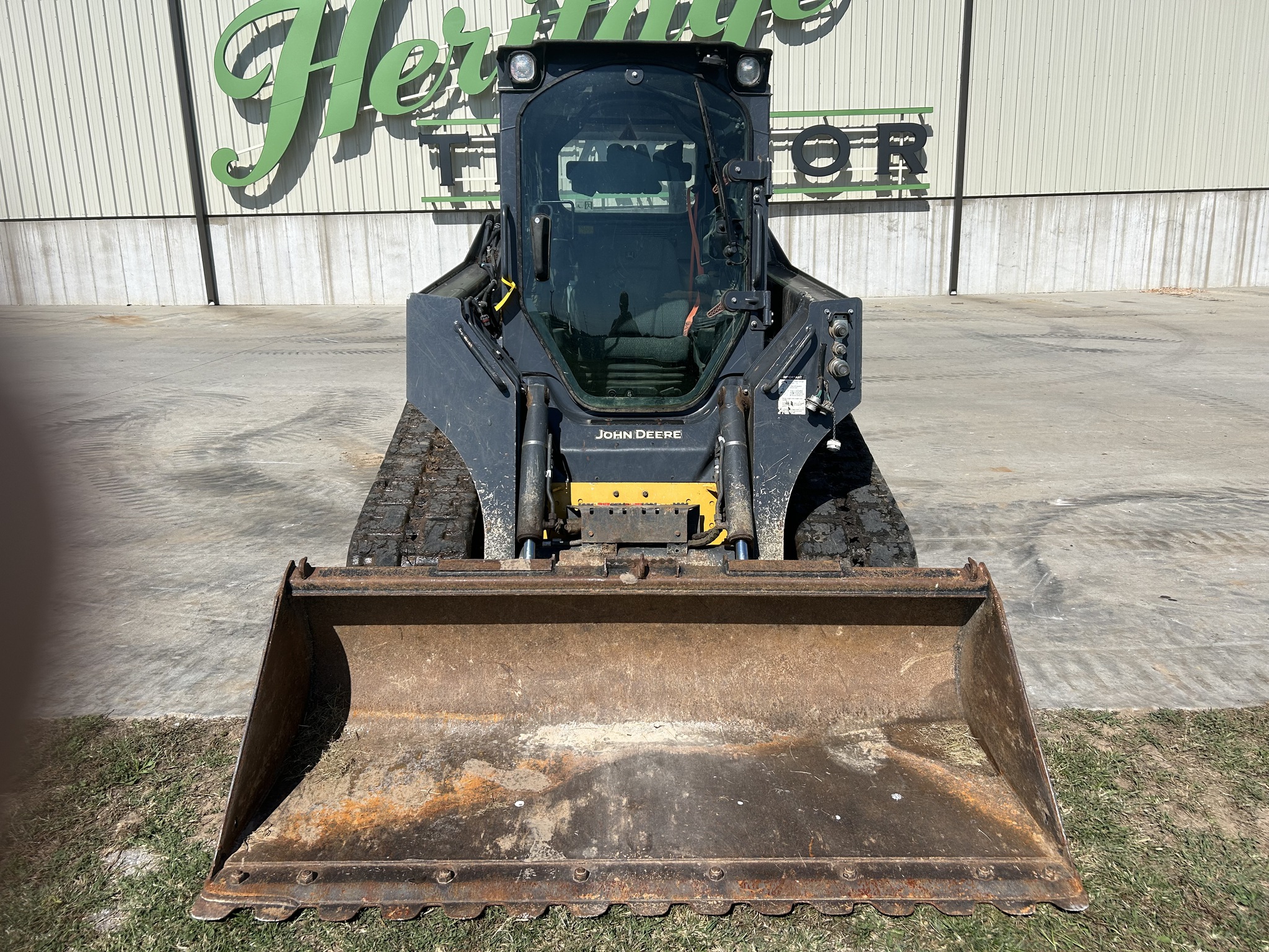  2022 John Deere 325G at Heritage Tractor in Lebanon, MO