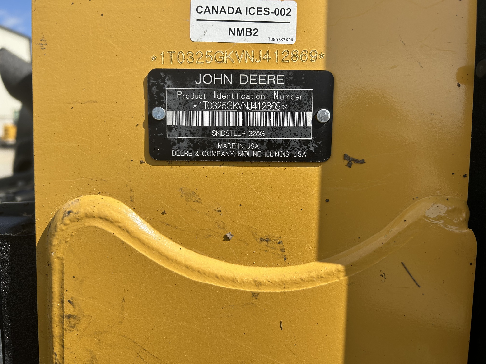  2022 John Deere 325G at Heritage Tractor in Lebanon, MO
