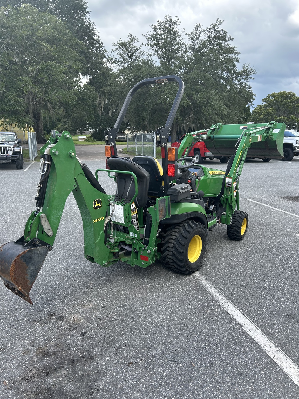 2018 John Deere 1025R Image 4