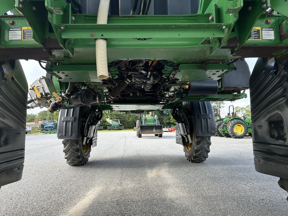 2016 John Deere R4030 Photo 8