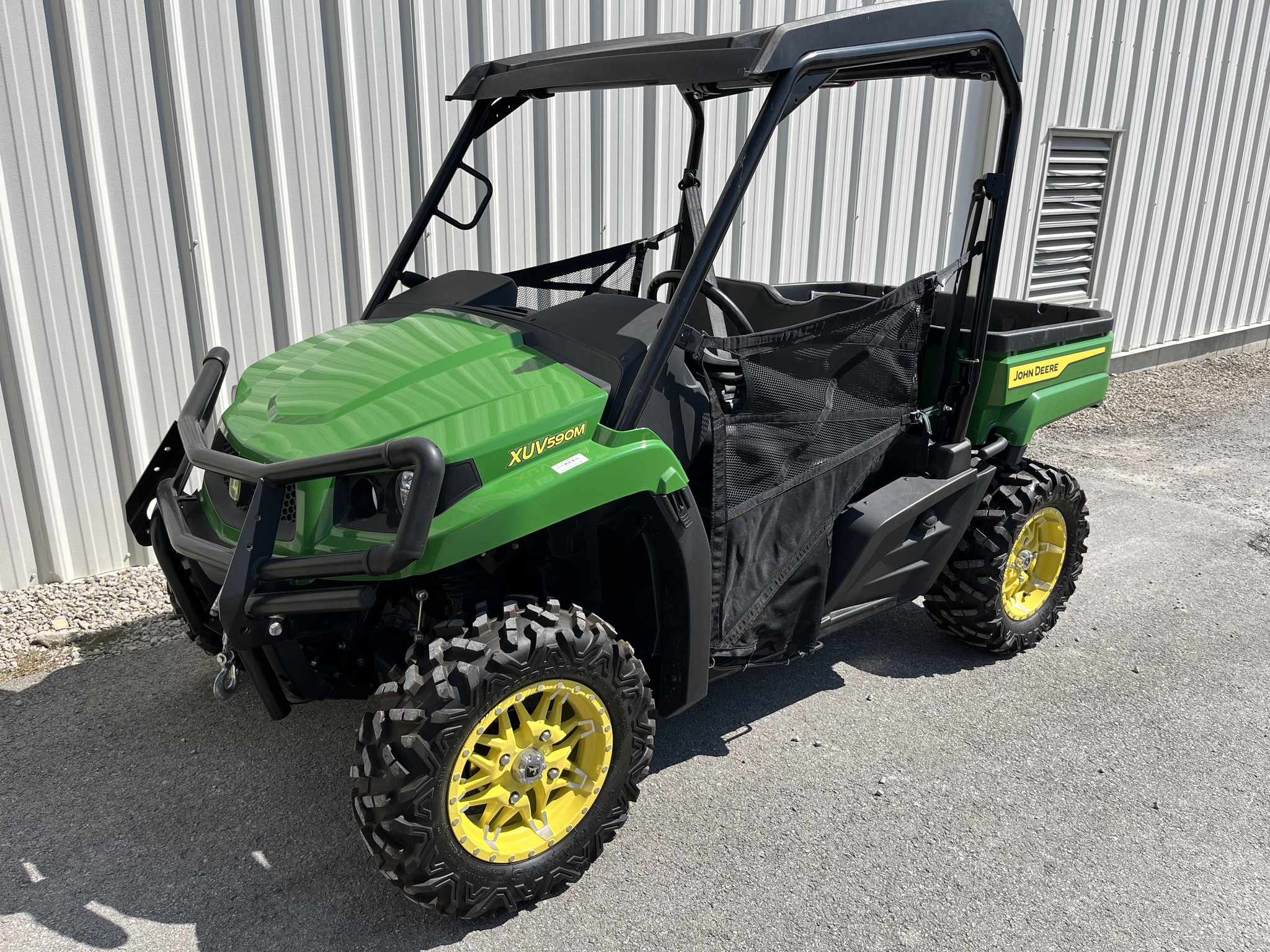 2023 John Deere XUV 590M Image 1