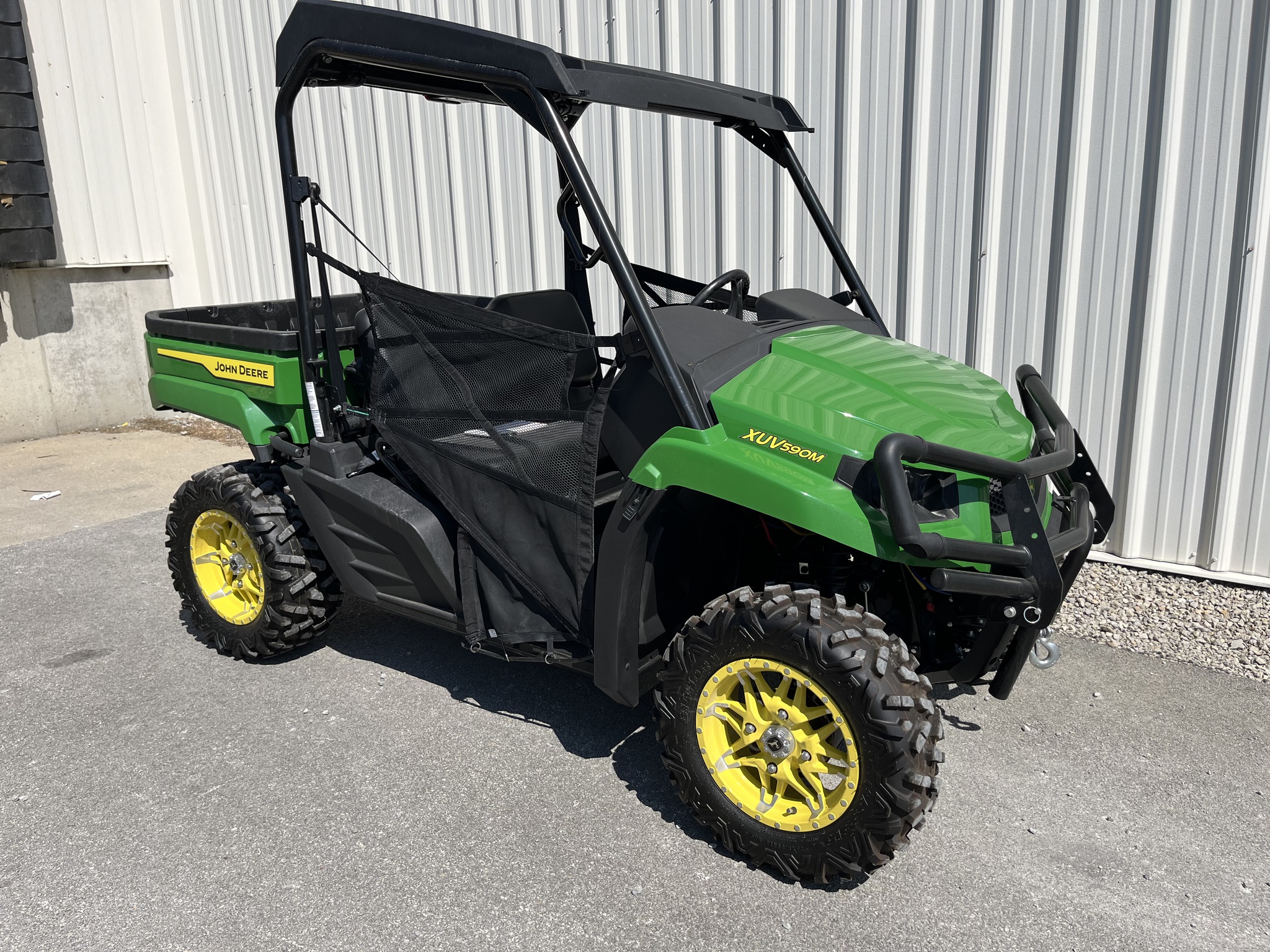 2023 John Deere XUV 590M Image 5
