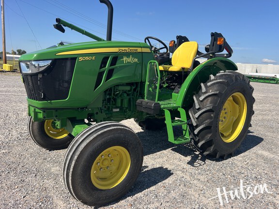 Photo of 2024 John Deere 5050E