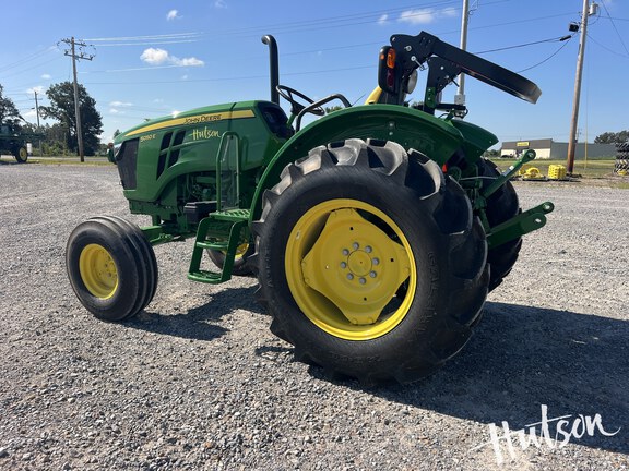 Photo of 2024 John Deere 5050E