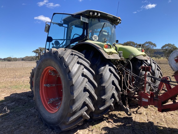 Claas Axion 810 image 37