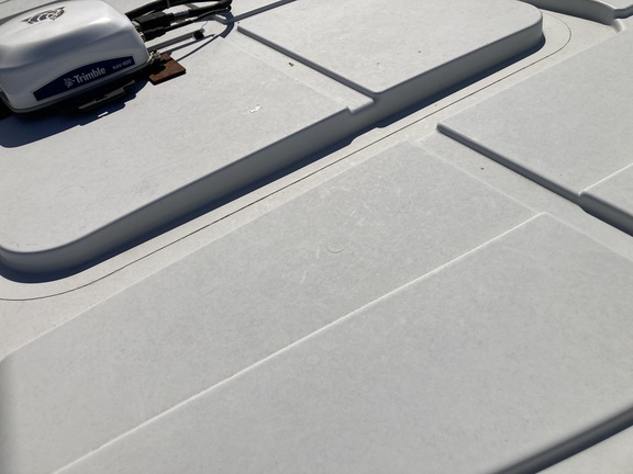 Claas Axion 810 image 12