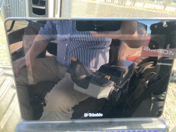 Claas Axion 810 image 8