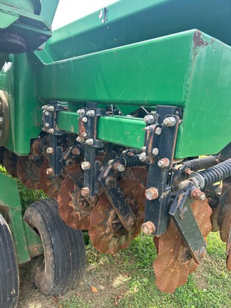 1999 Great Plains 2N-3010NT