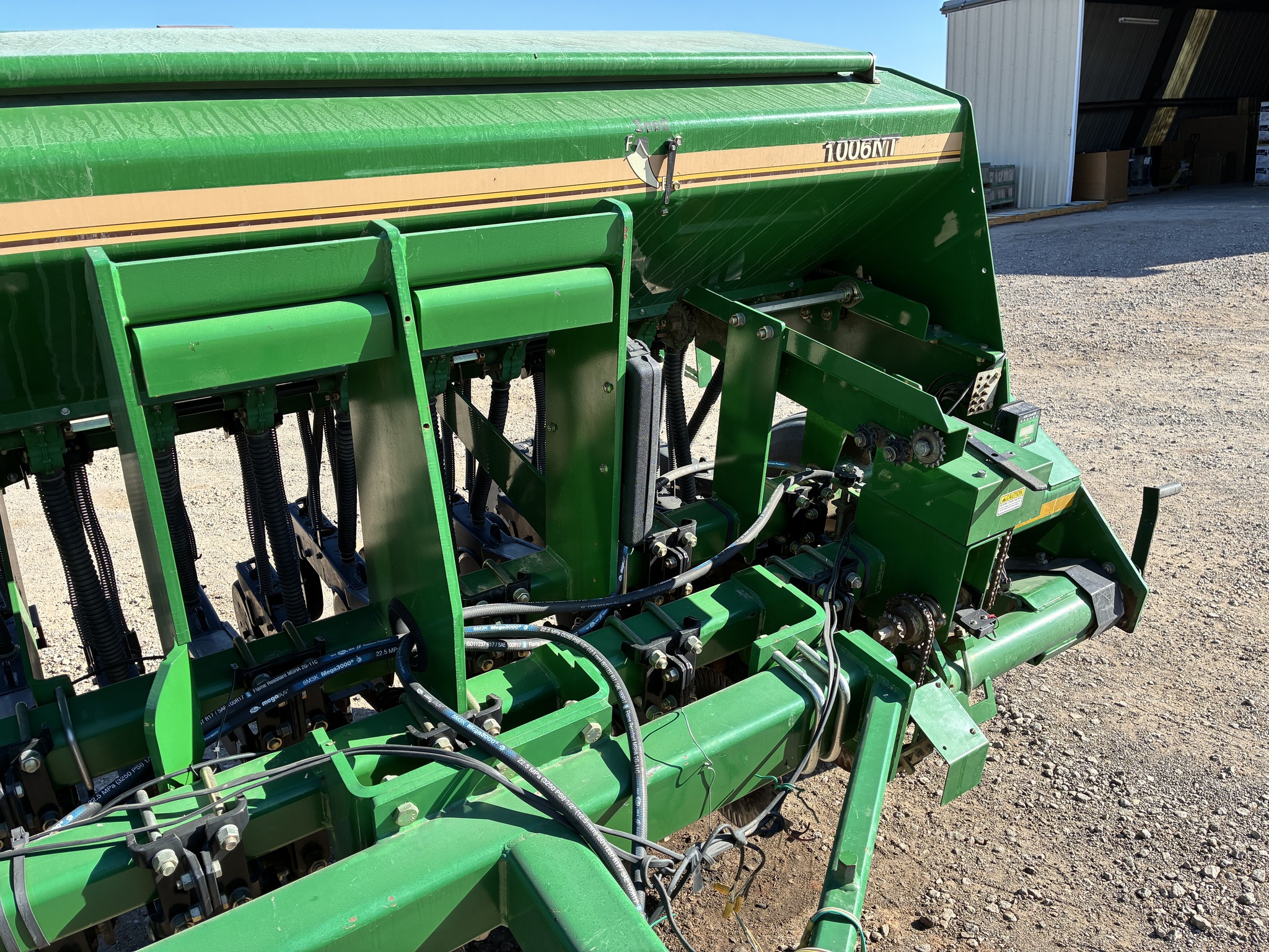 Great Plains 1006NT - 1575 Image 10