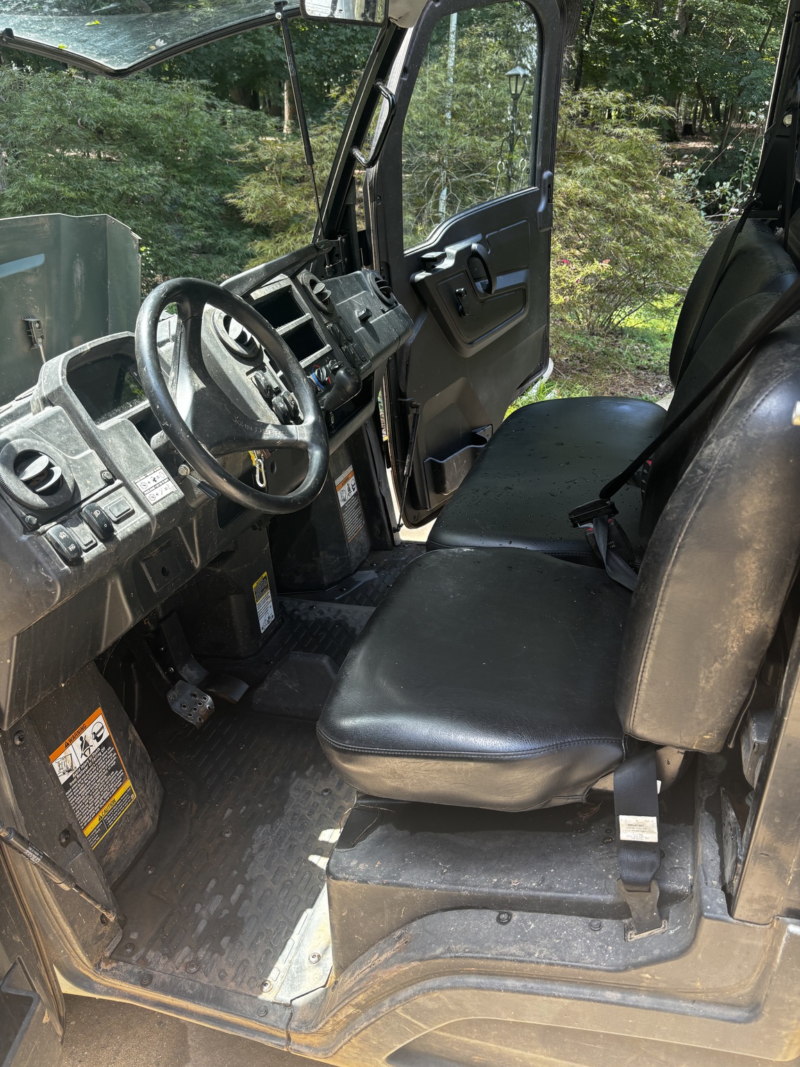 2022 John Deere 835m Image 6