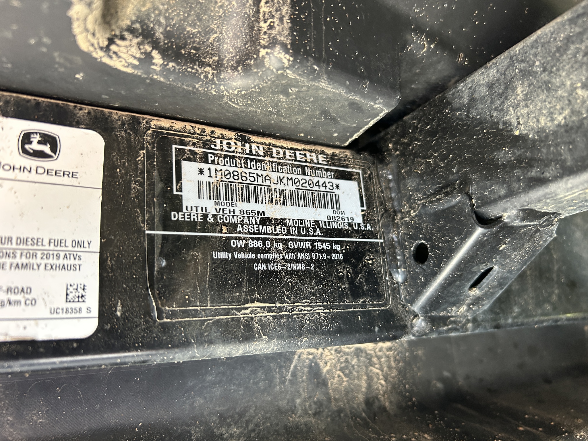  2019 John Deere XUV 865M at Heritage Tractor in Lamar, MO