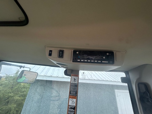 2023 John Deere 6155M (9th thumbnail)