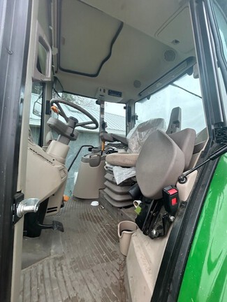 2023 John Deere 6155M (7th thumbnail)