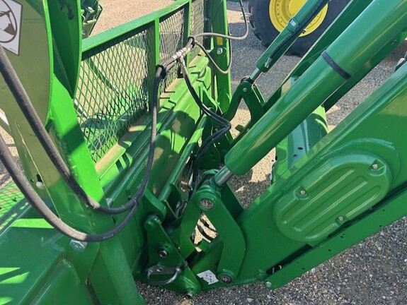 2023 John Deere 6155M (19th thumbnail)