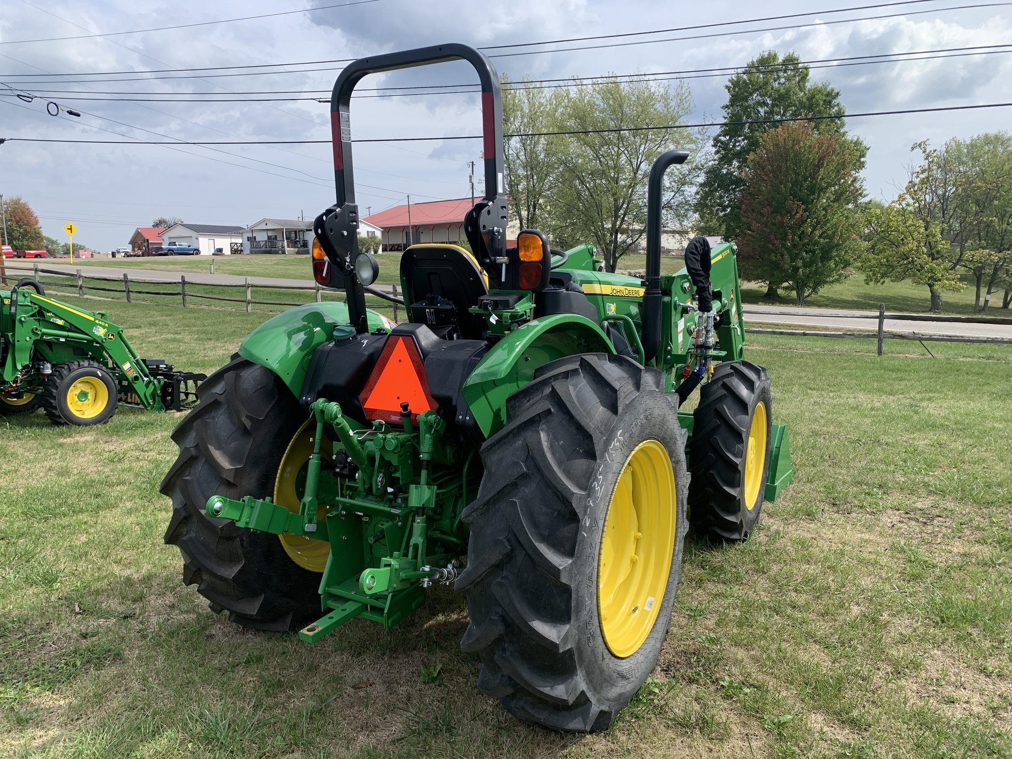 2025 John Deere 5067E Image 6