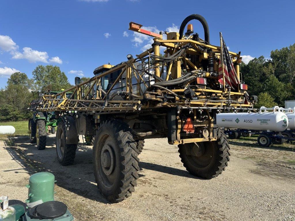 2017 RoGator RG1100B Image 3