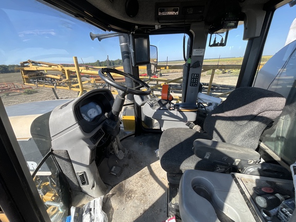 Photo of 2010 RoGator 1084