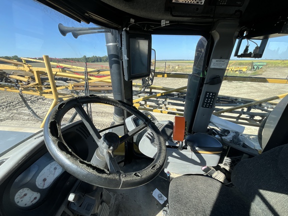 Photo of 2010 RoGator 1084