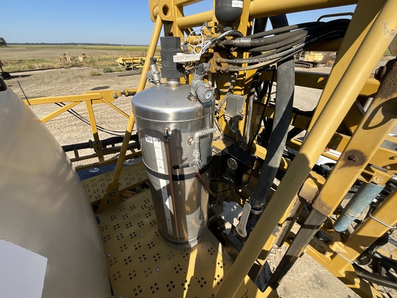 Photo of 2010 RoGator 1084