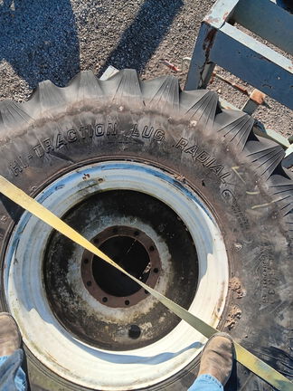 Photo of 2010 RoGator 1084