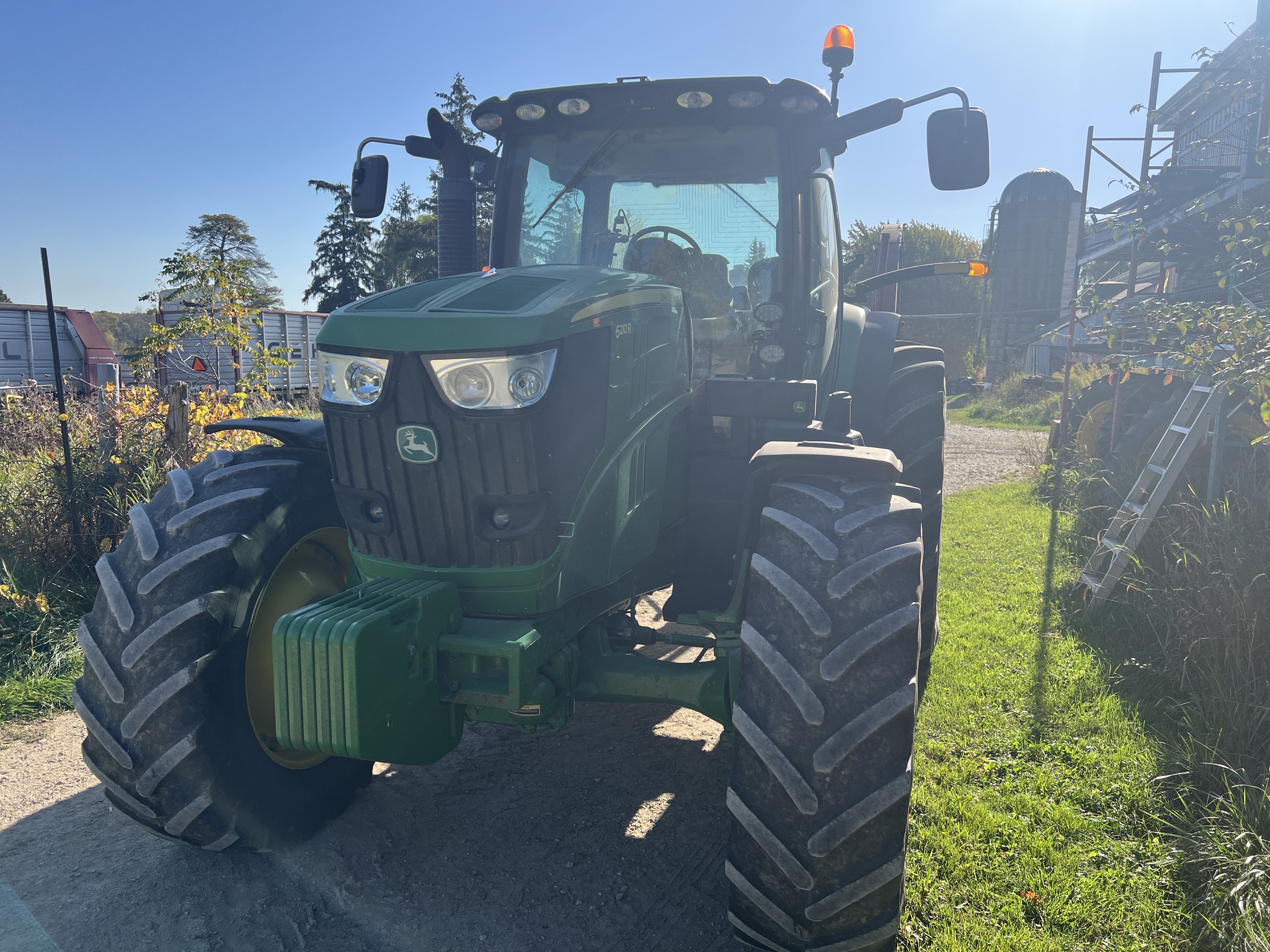 2012 John Deere 6210R Image 2