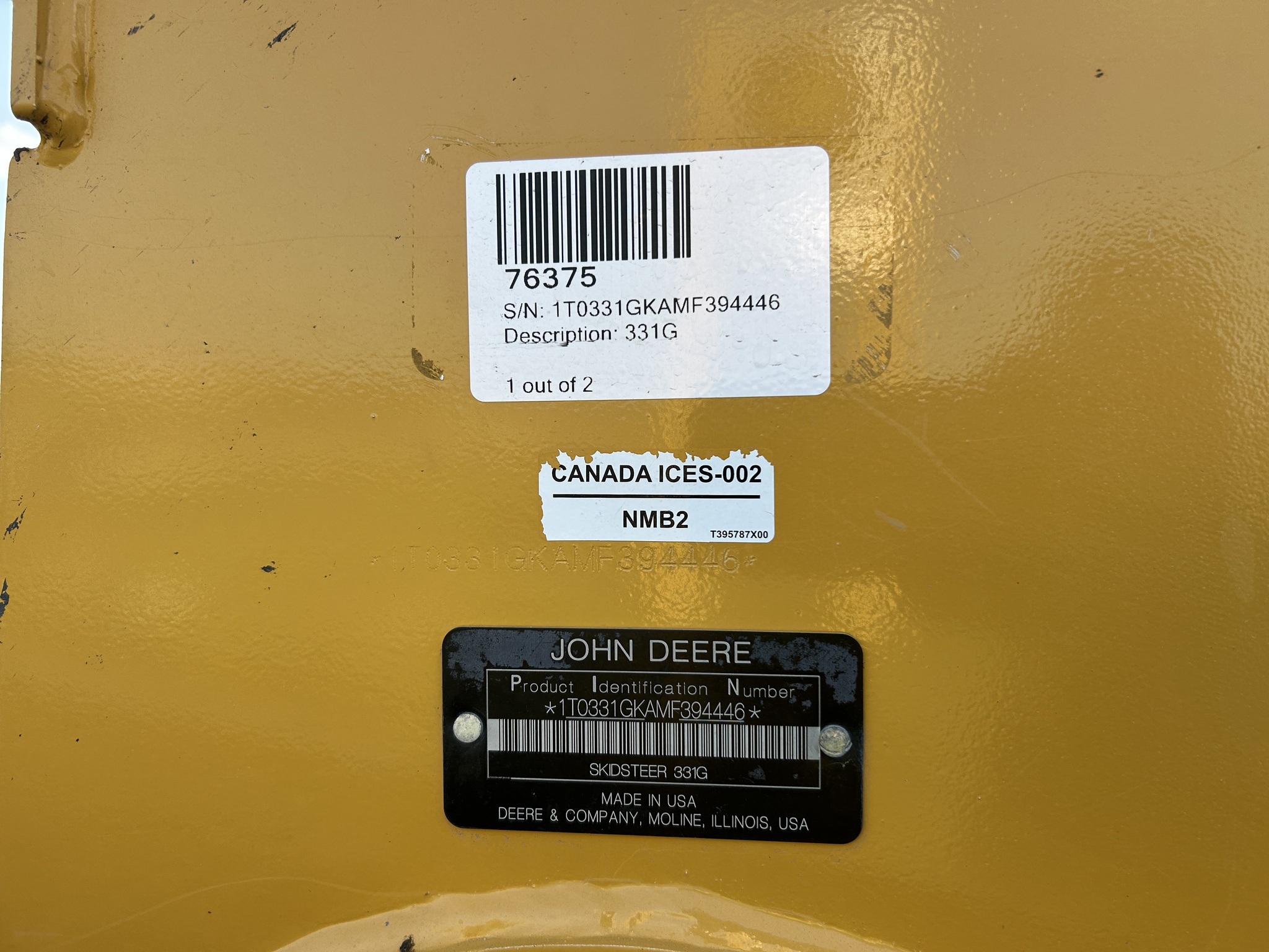 2021 John Deere 331G Image 9