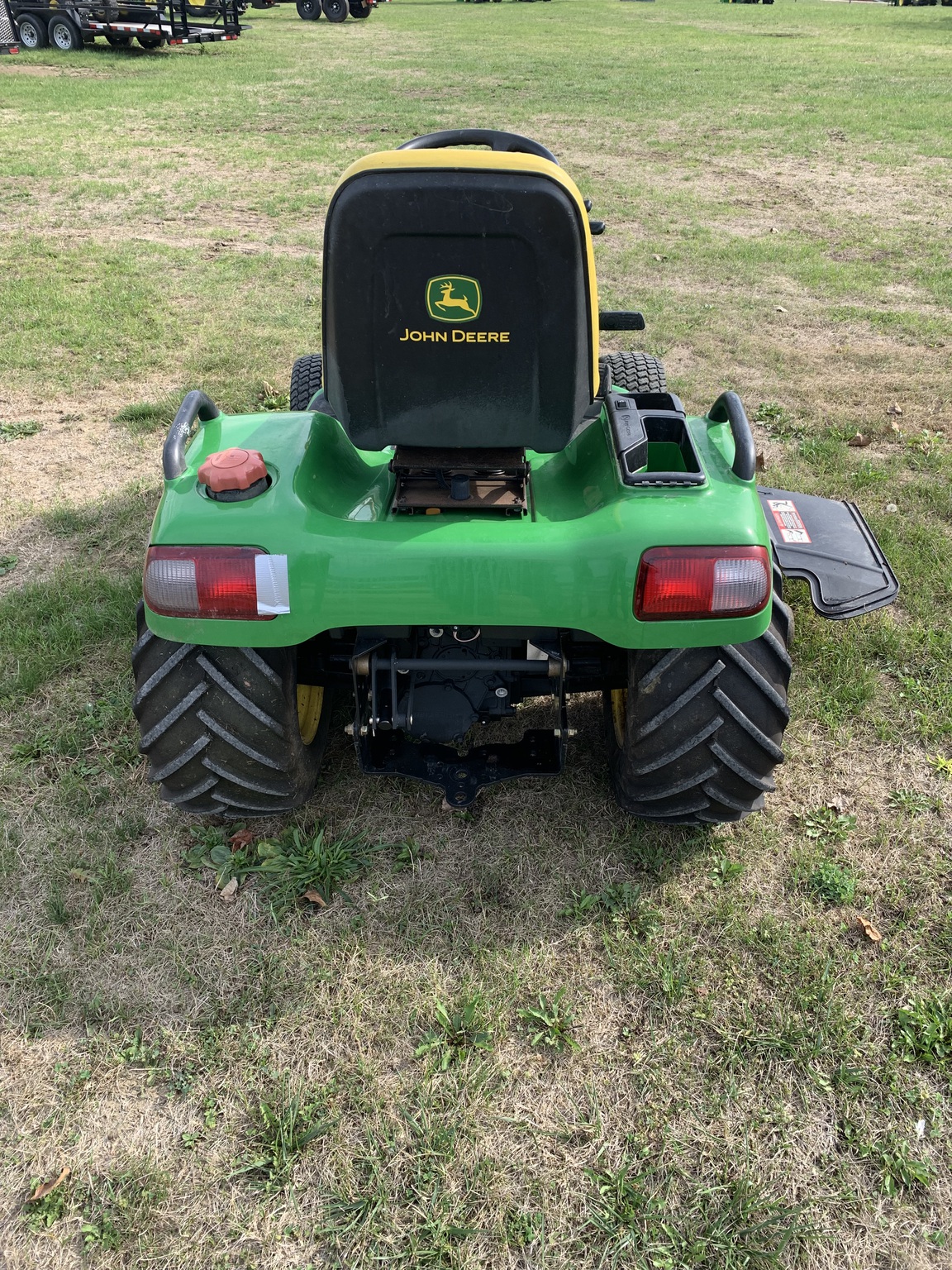 2005 John Deere X495 Image 2